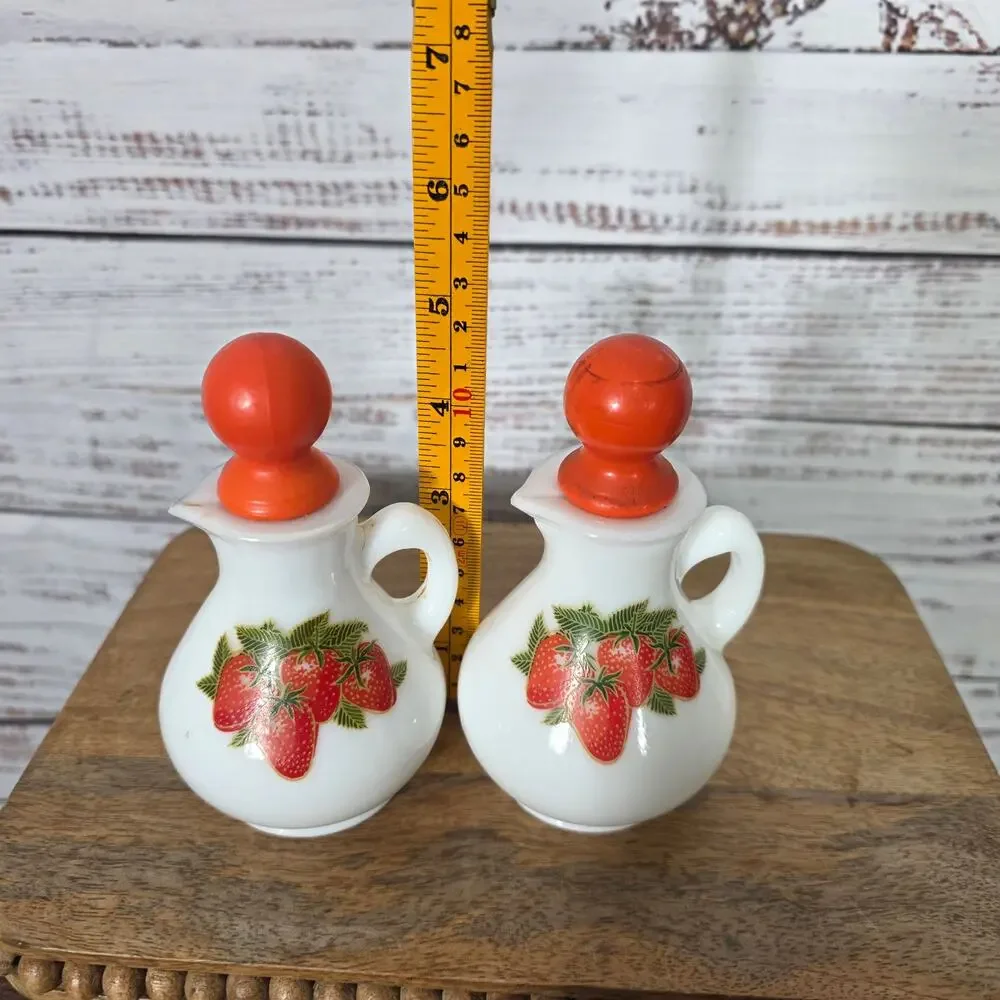 VTG Avon Strawberry and Cream Milk Glass Pitcher Bath Foam Bottle Decanter 2